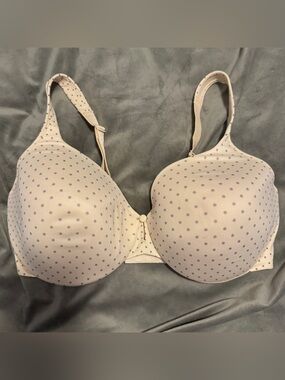Bali 38dd Cream Polka Dot T-Shirt Bra- worn once